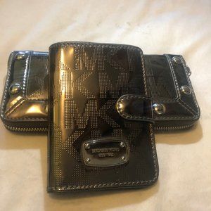 Michael Kors Mirror Metallic Zip ContinentalWallet